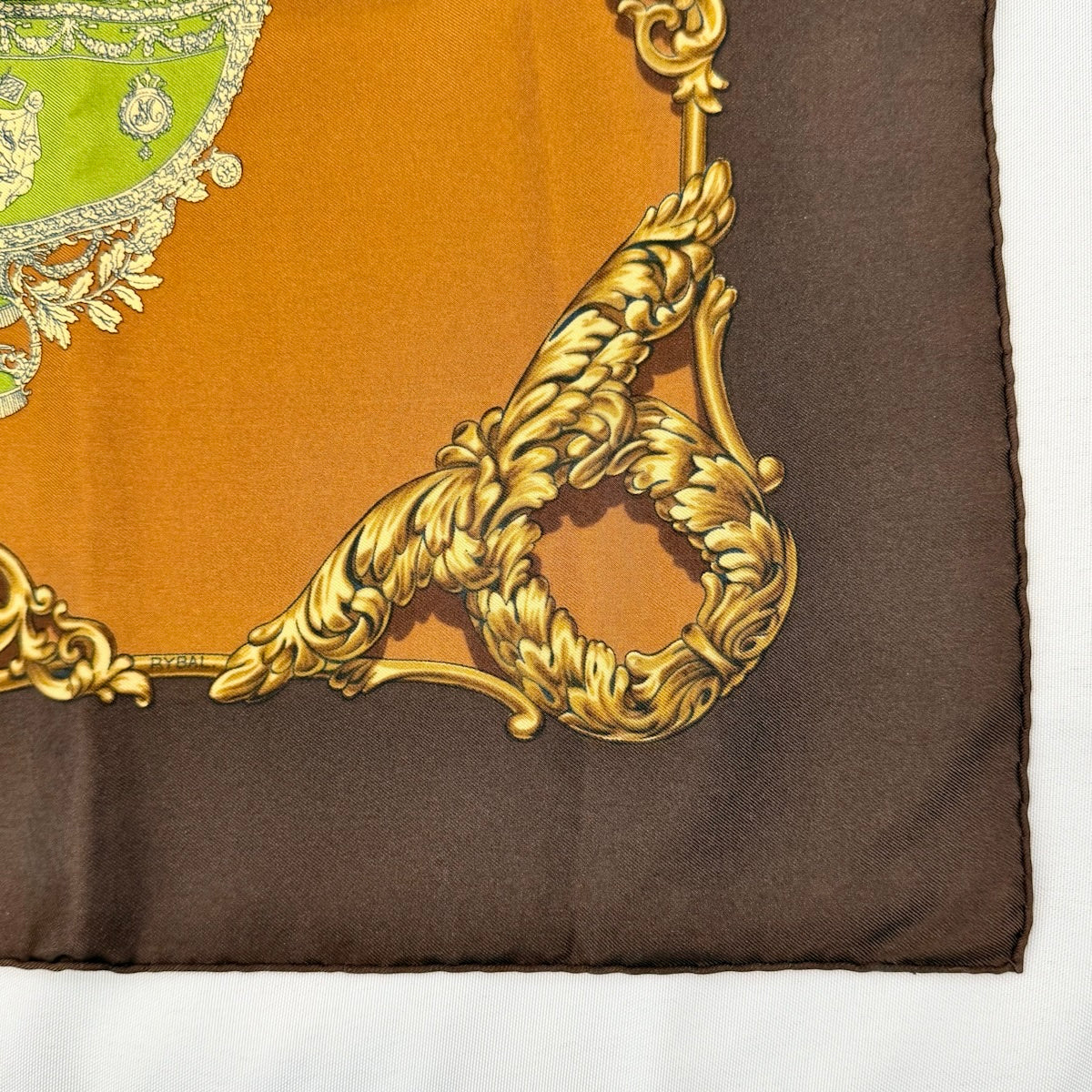Hermes "Carrosses d'Or"  Scarf