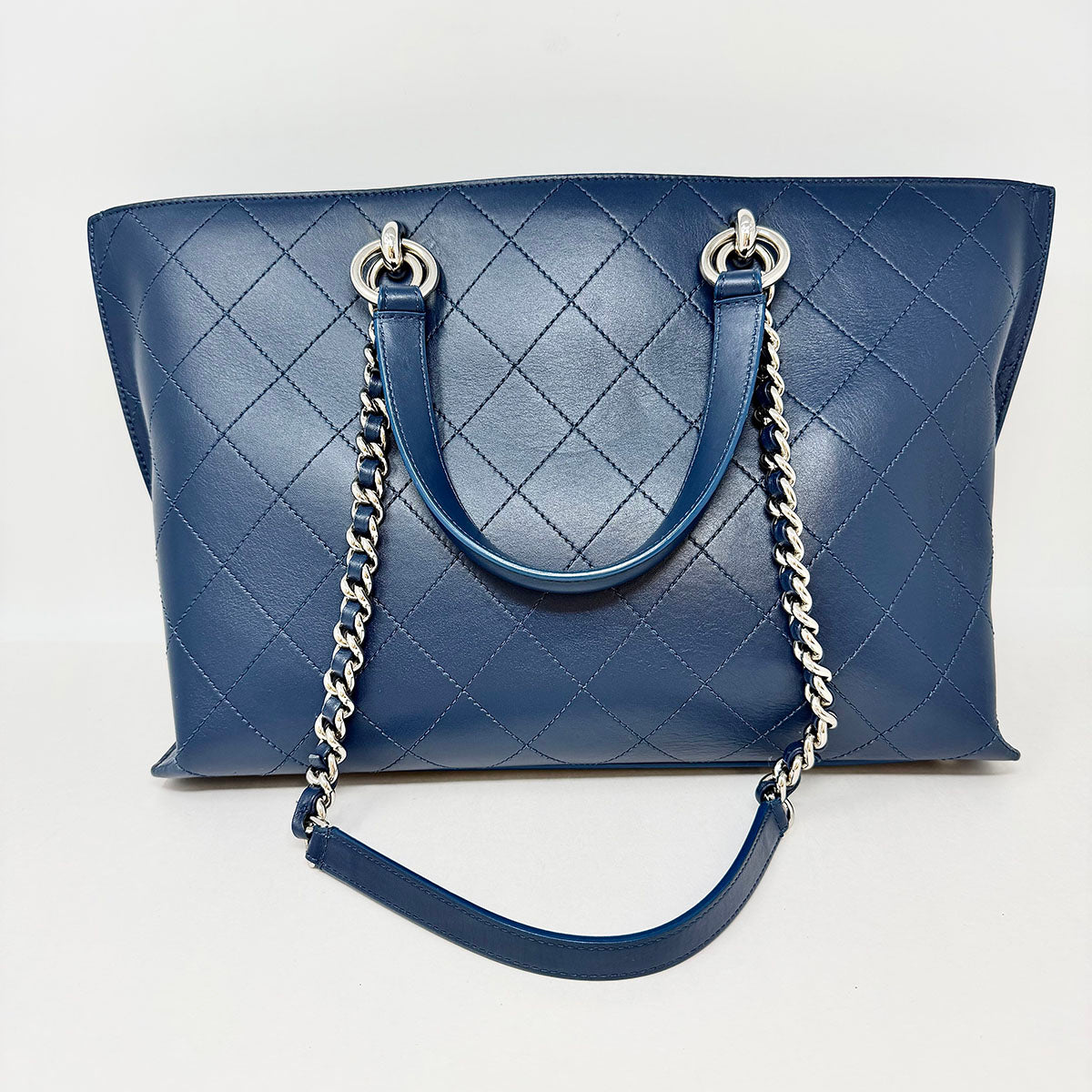 Chanel Paris - Cuba Ring my Bag Tote