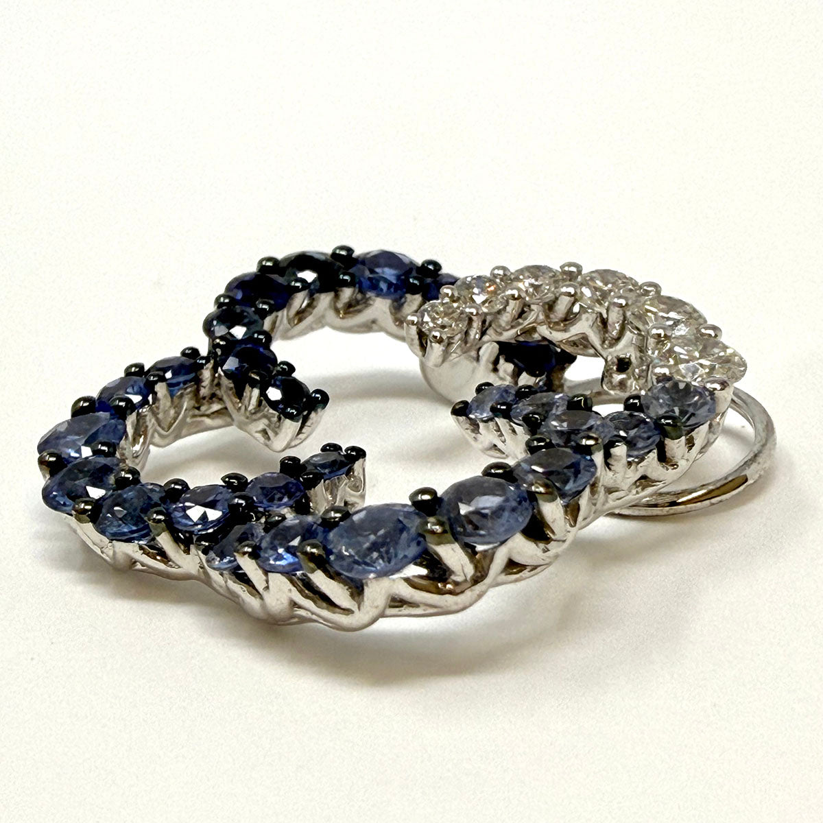 18K White Gold Open Quatrofoil Shaped Earrings with Sapphire and Diamonds