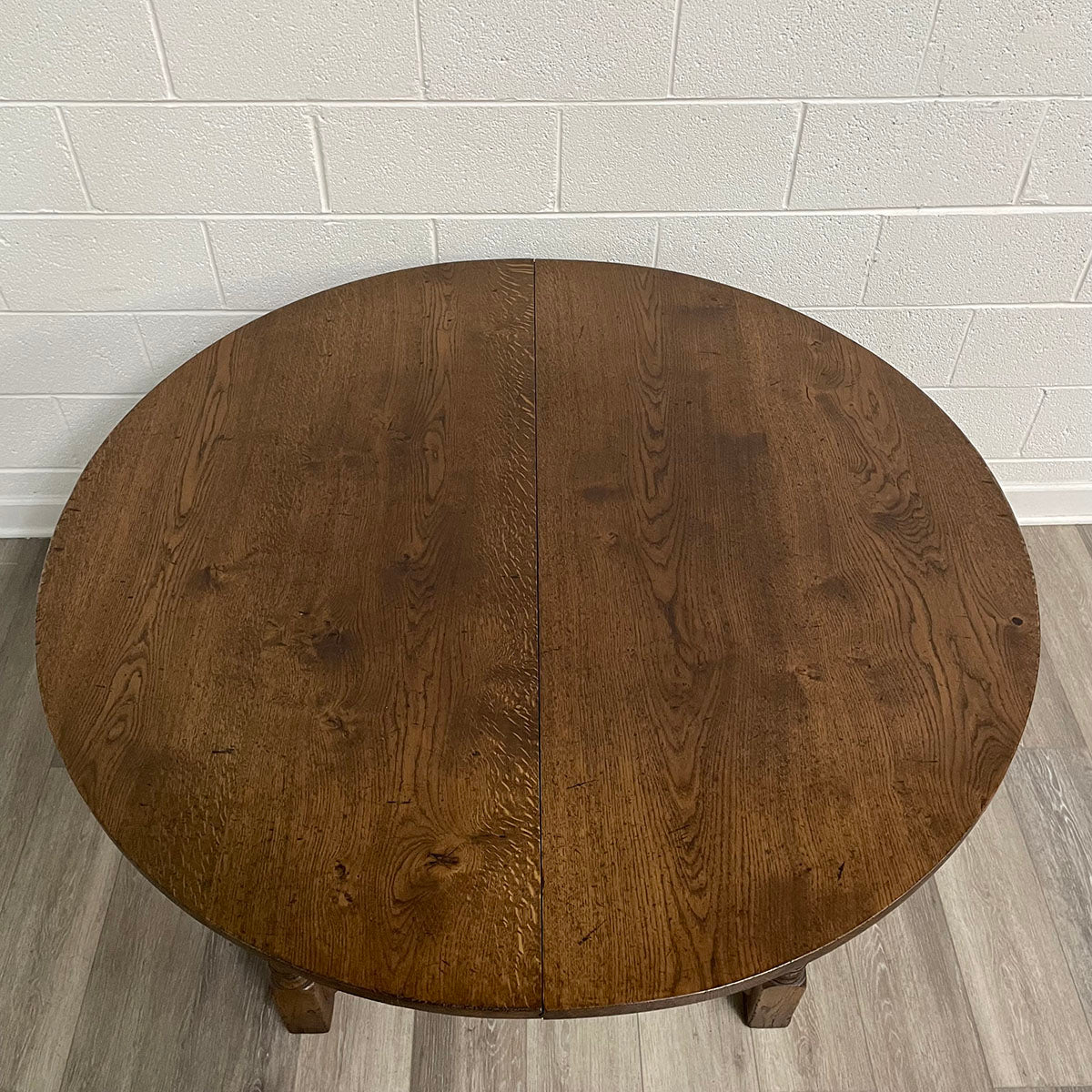 Round Expandable Dining Table