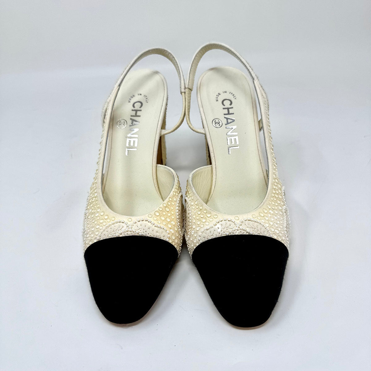 Chanel Pumps