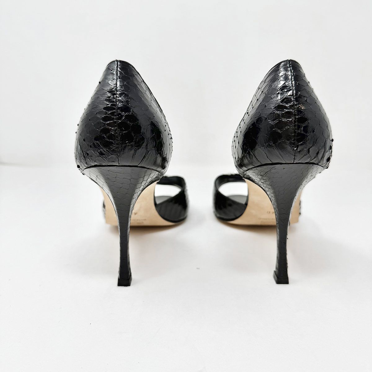 Manolo Blahnik Pumps
