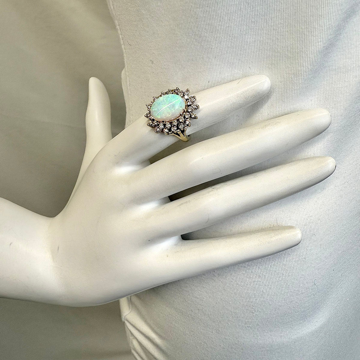 14K White Gold Ring with Opal and Diamond