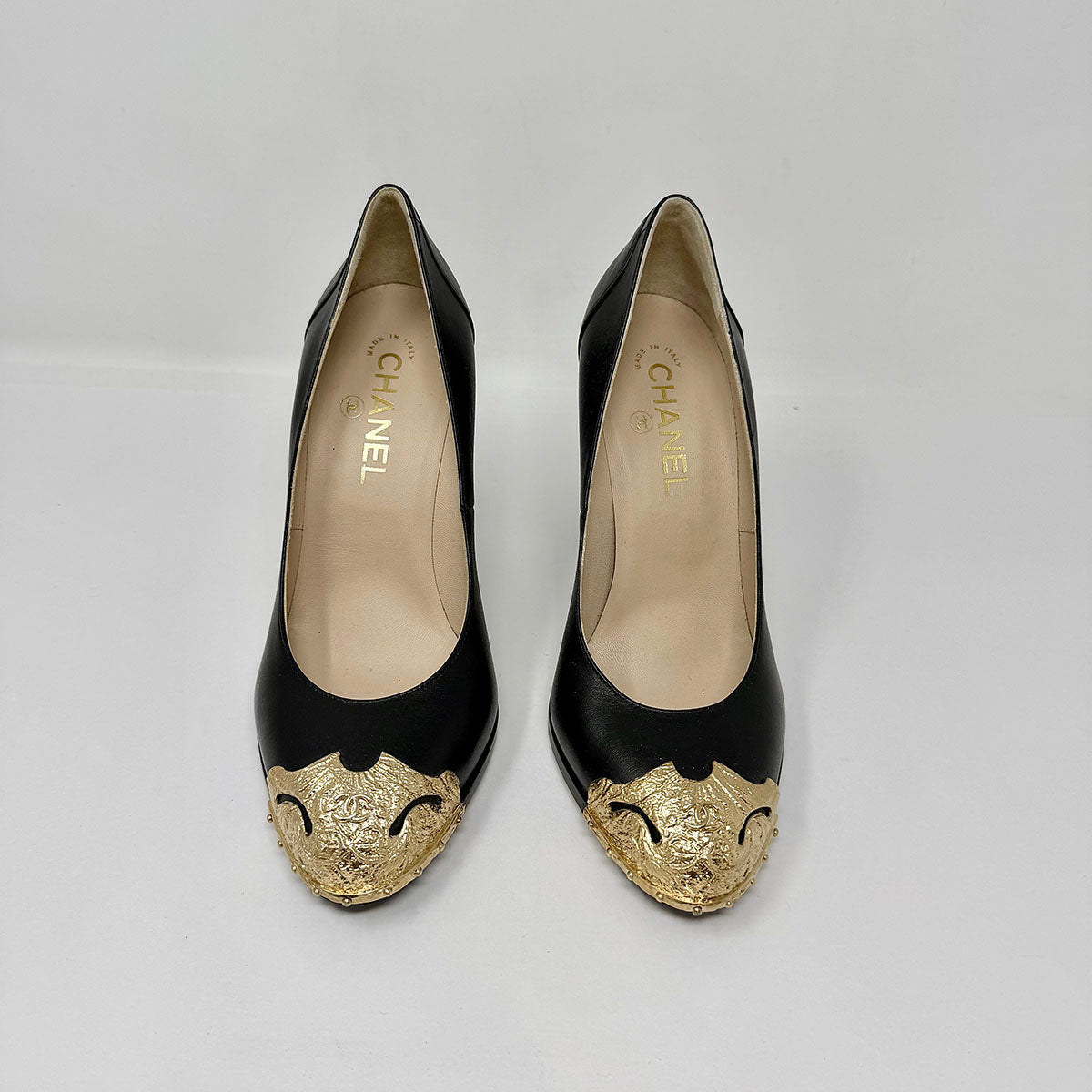 Chanel Pumps