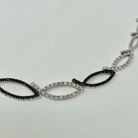14K White Gold Necklace with 0.75ct White and 0.9ct Black Diamonds