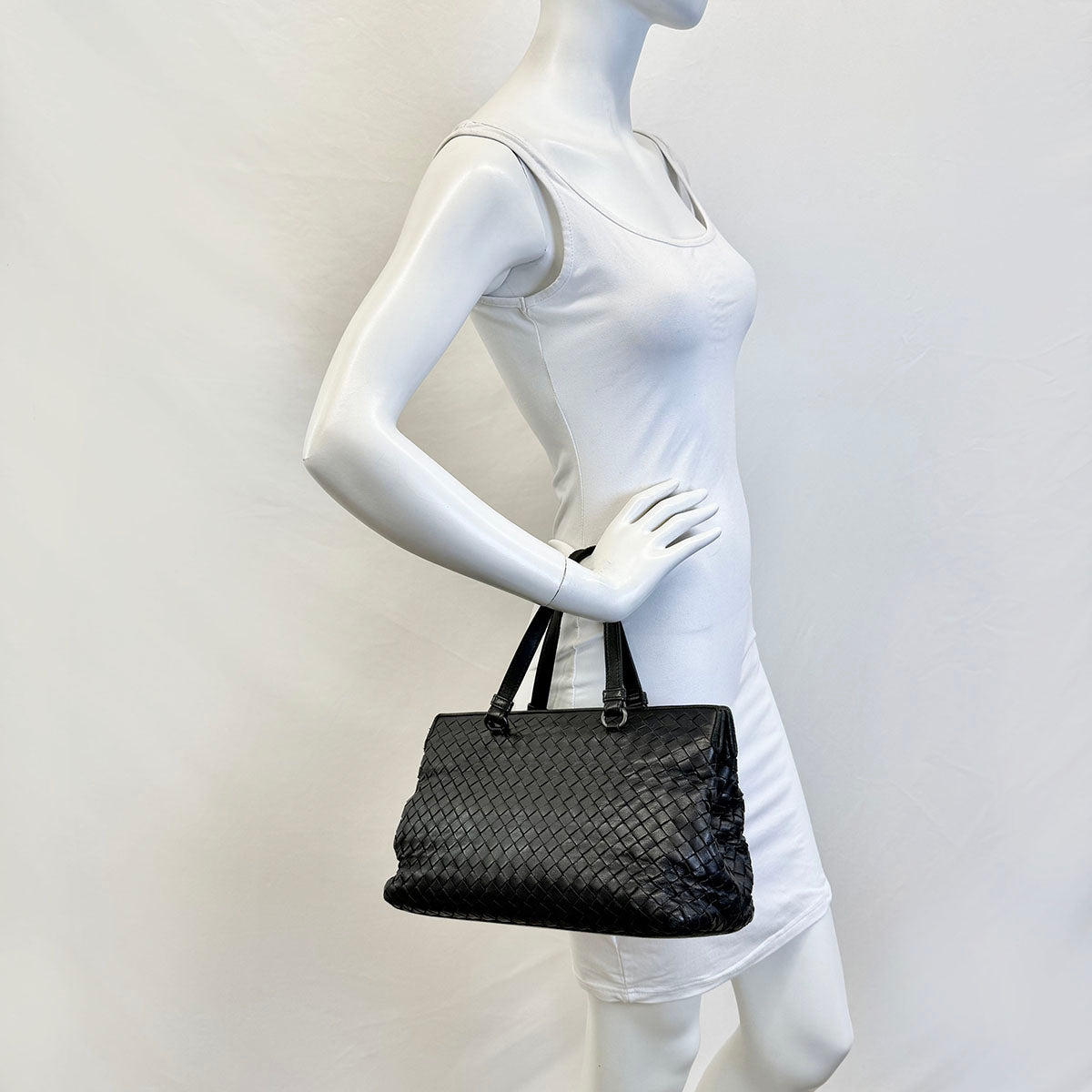 Bottega Veneta Intrecciato Handle Bag