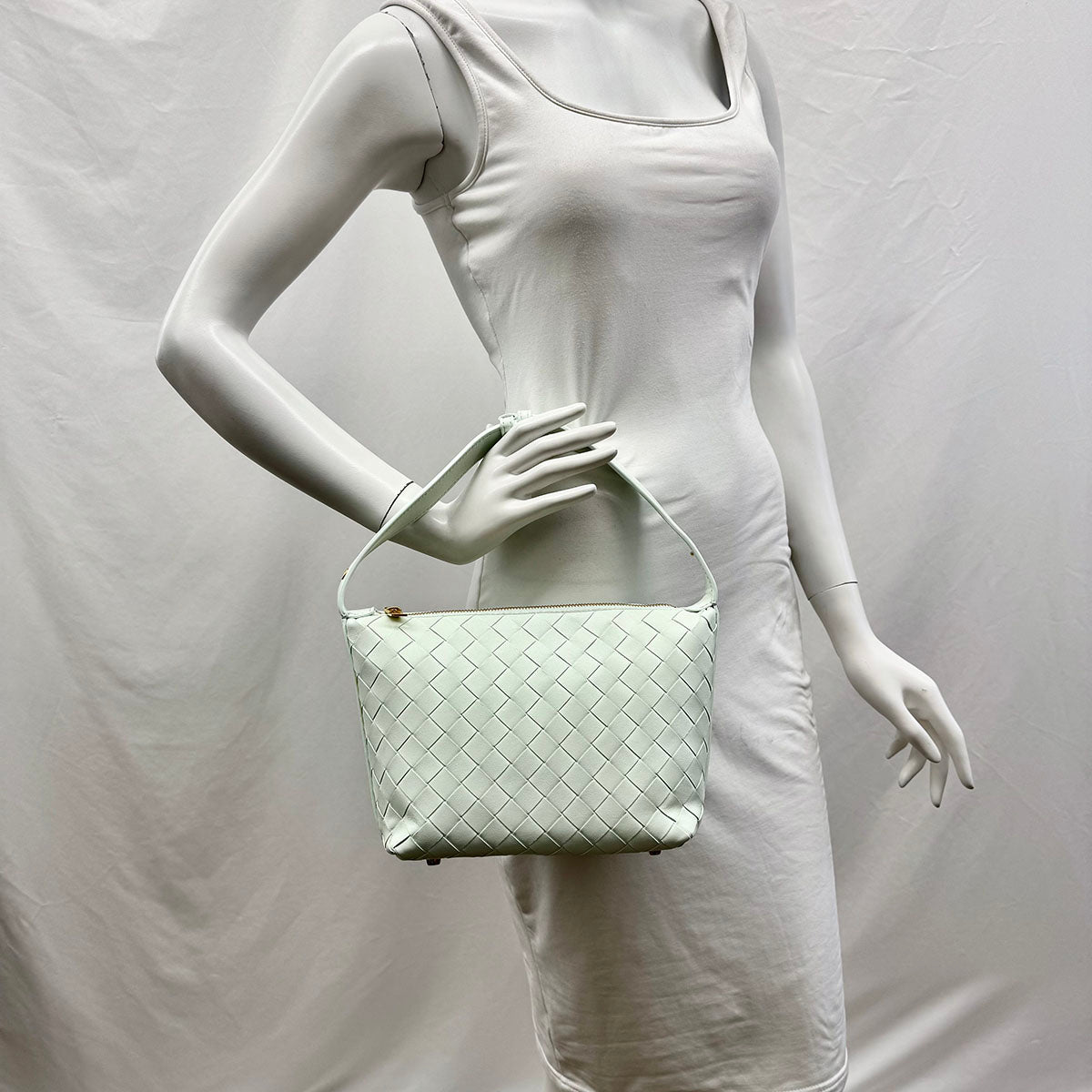 New Bottega Veneta Intrecciato Mini Wallace Bag
