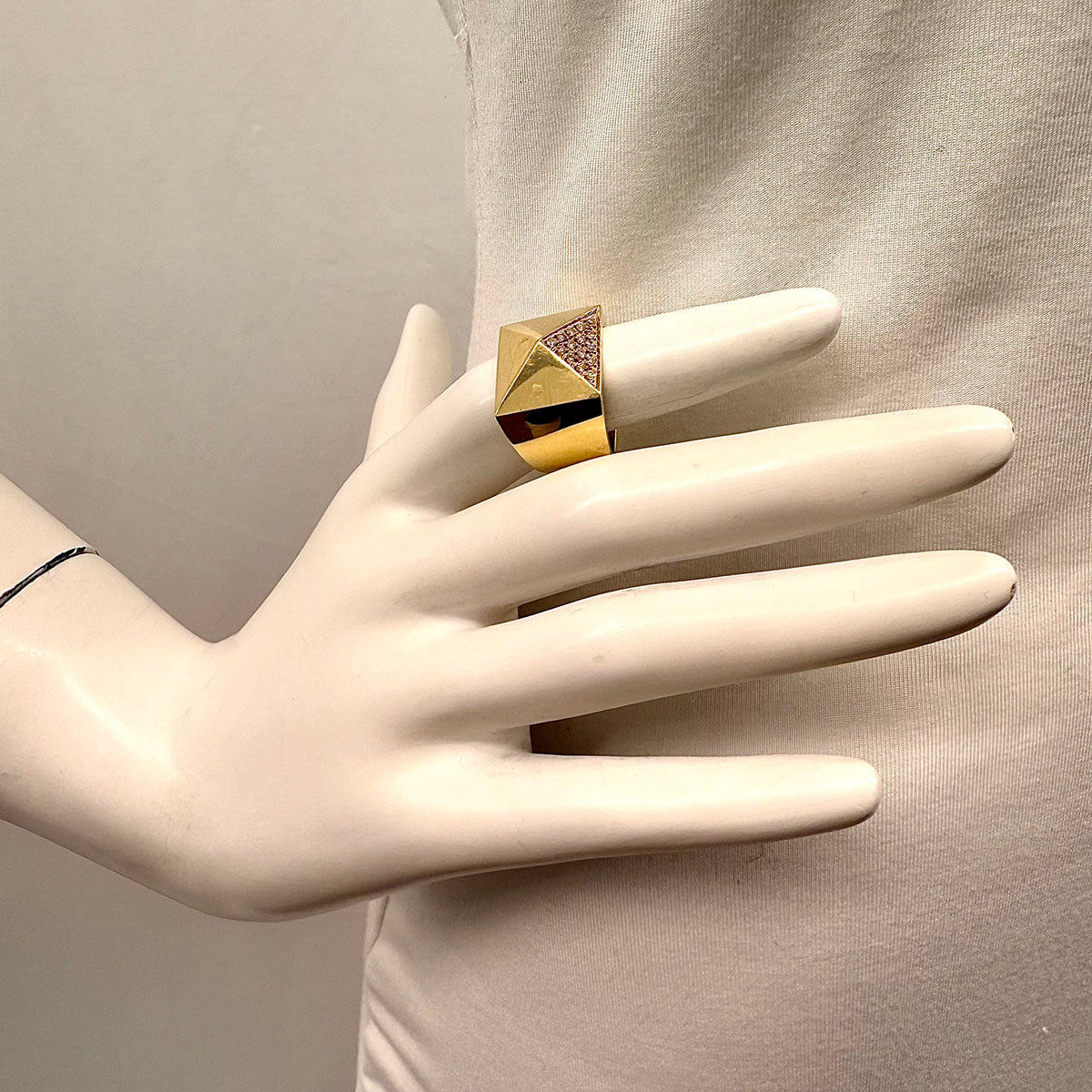 Sidney Evan 14K Gold Ring with Diamonds