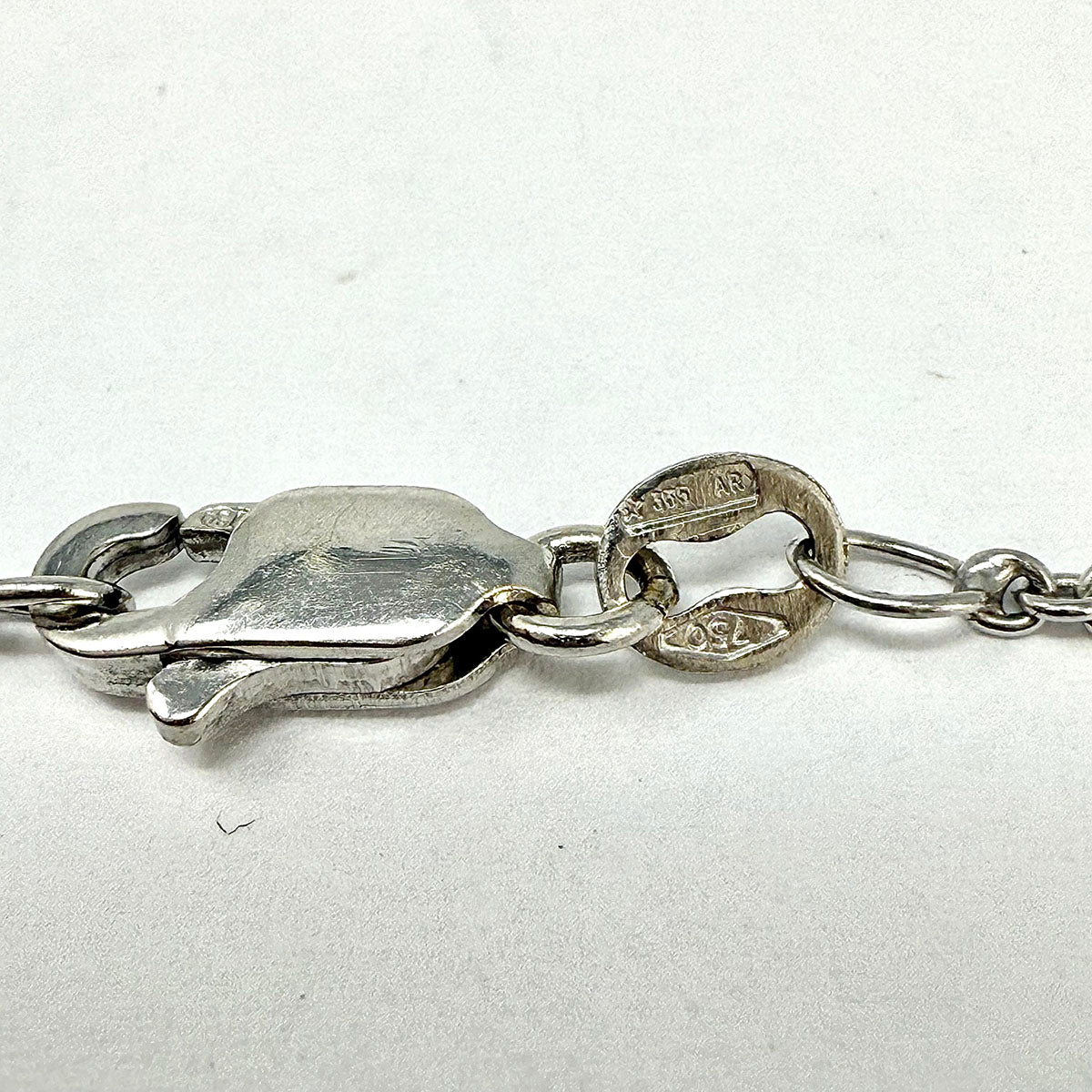18K White Gold  Necklace with 3 Yellow Gold Stars with Diamonds