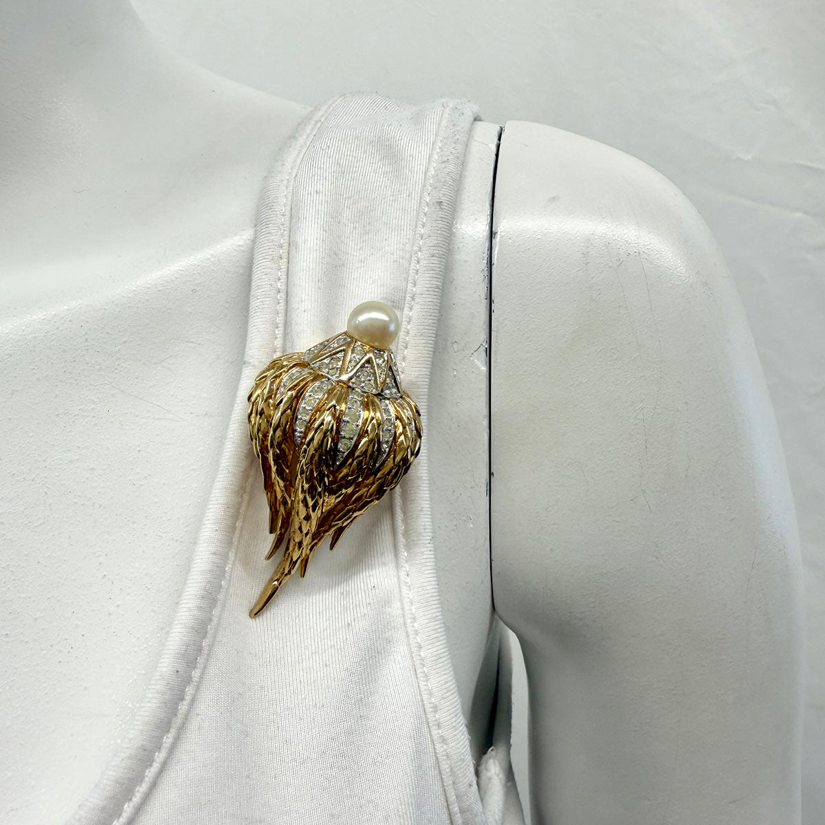 D'Orlan Gold-tone Shell Brooch with Rhinestones and Faux Pearl