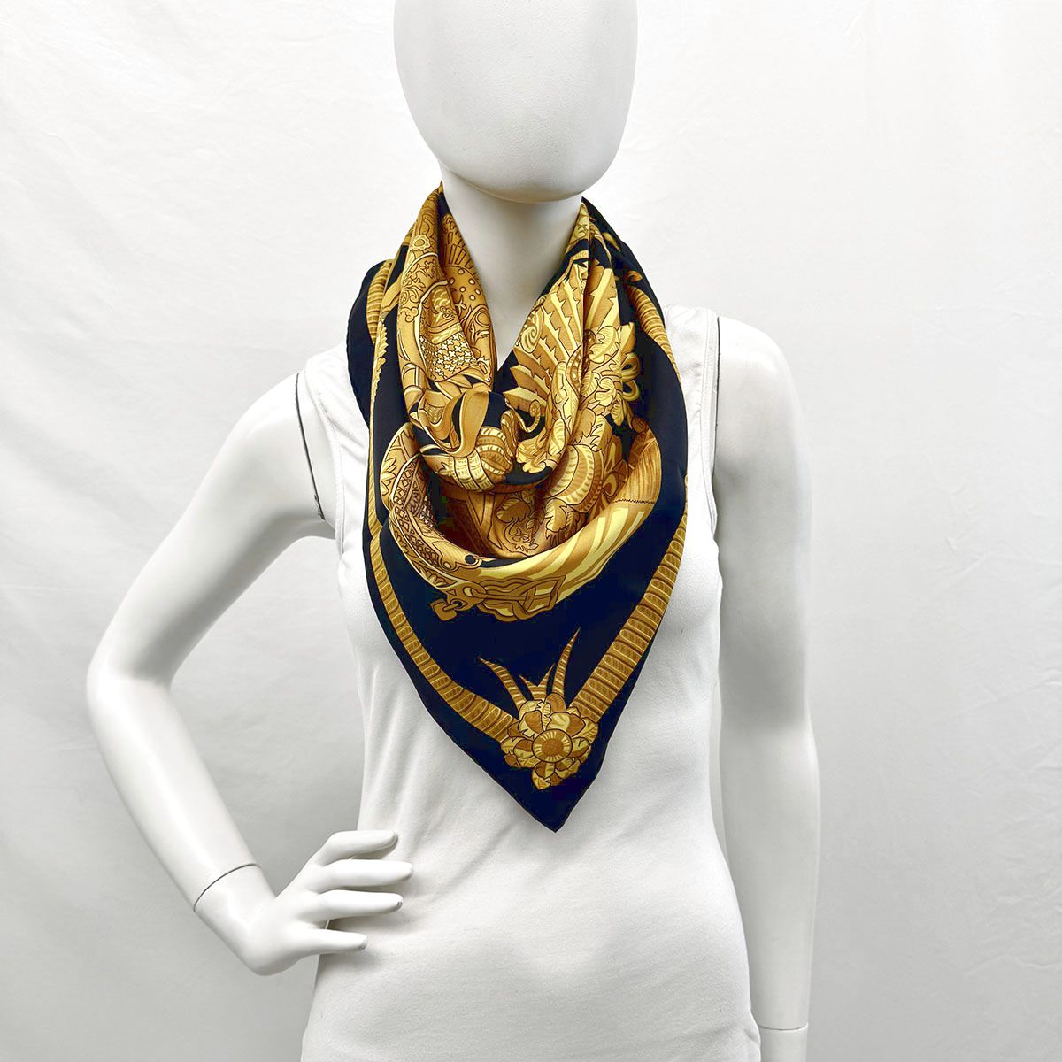 Hermes "Armets en Panache" Scarf