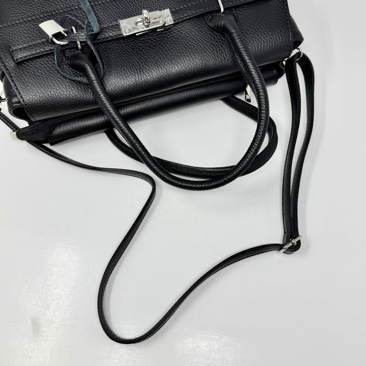 German Fuentes Handle Bag
