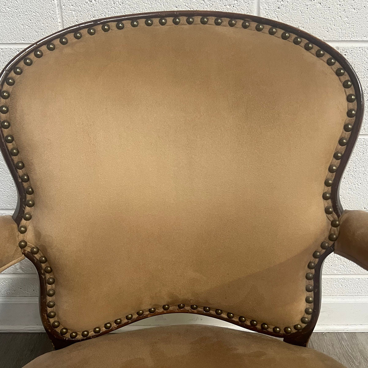Queen Anne Accent Chair