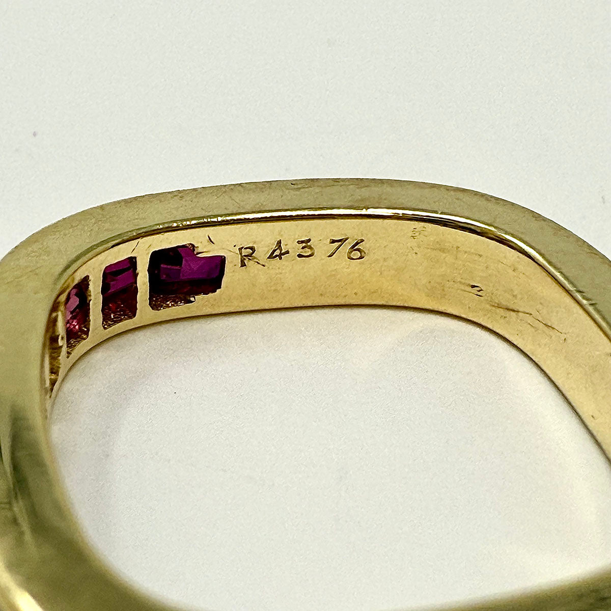 18K Gold Square Ring with 11 Rubies