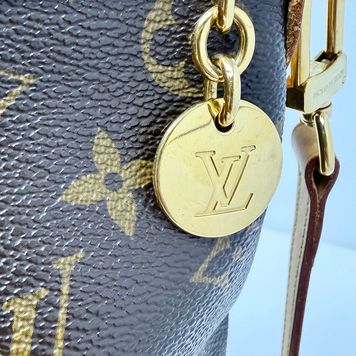 Louis Vuitton Handle Bag
