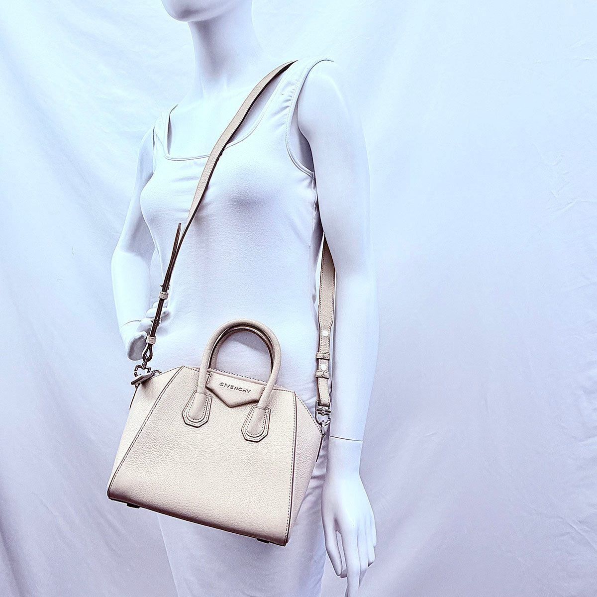 Givenchy Antigona Small Satchel
