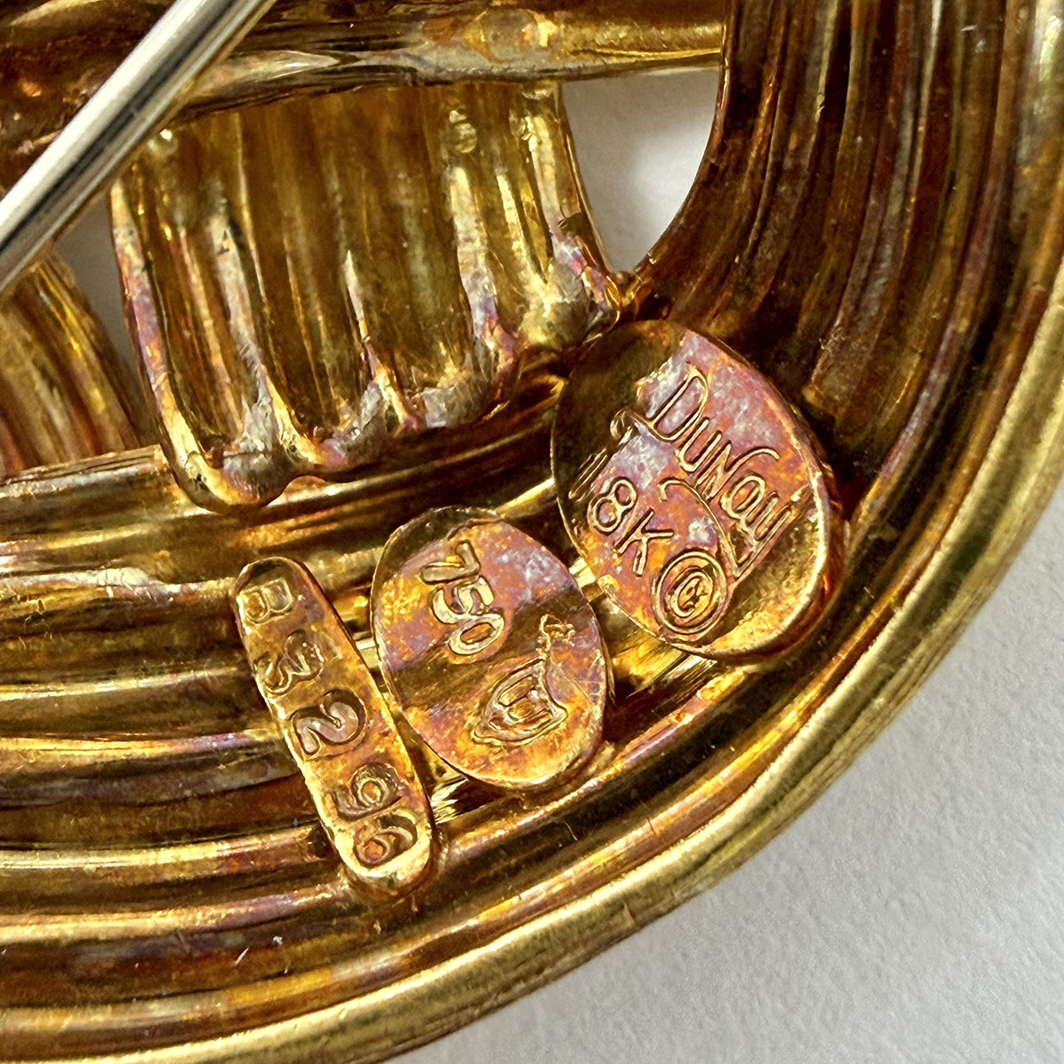 Henry Dunay 18K Gold Woven Pin