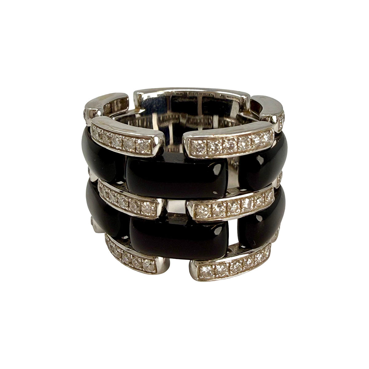 18K White Gold Diamond and Ceramic Ring