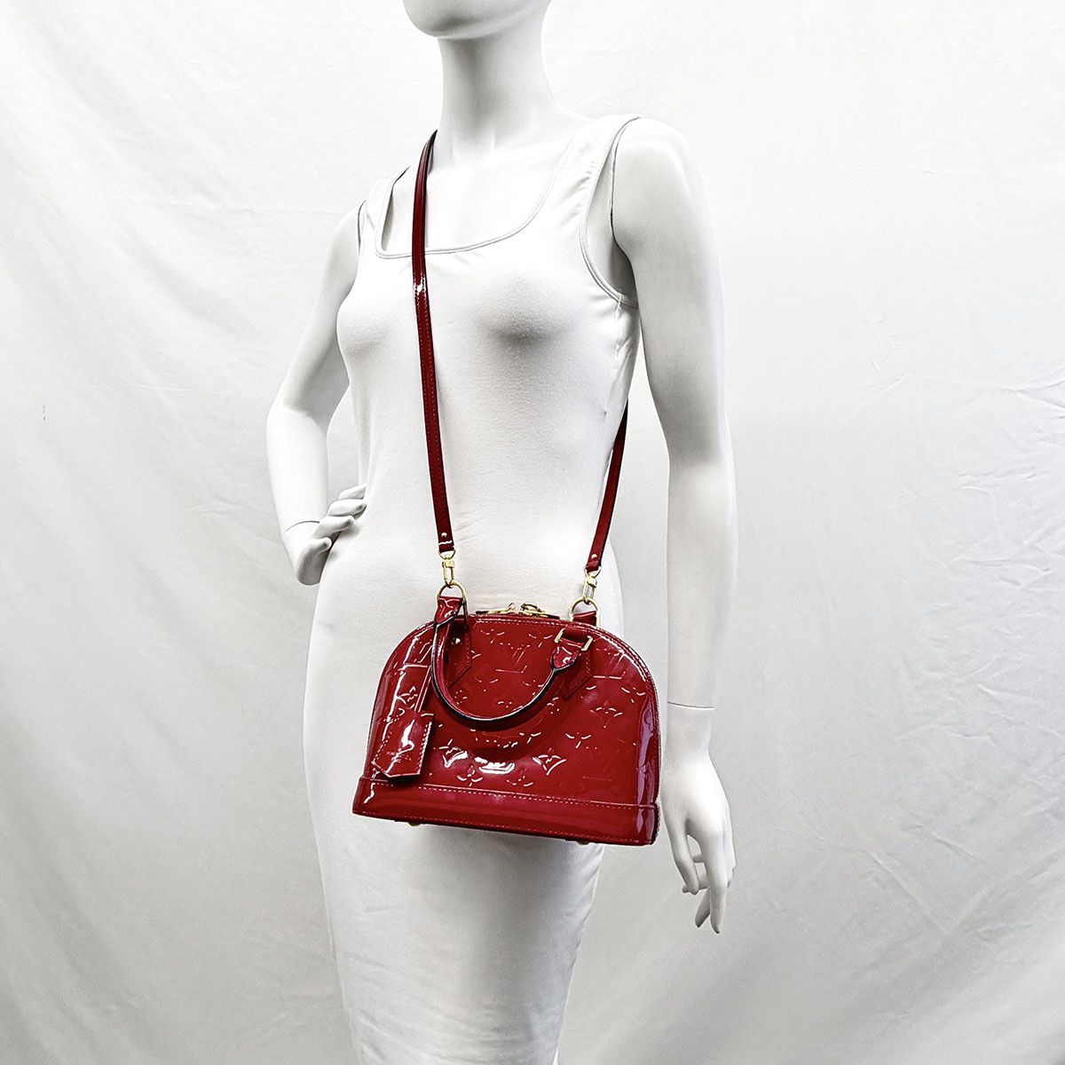 Louis Vuitton Monogram Vernis Alma BB Handle Bag
