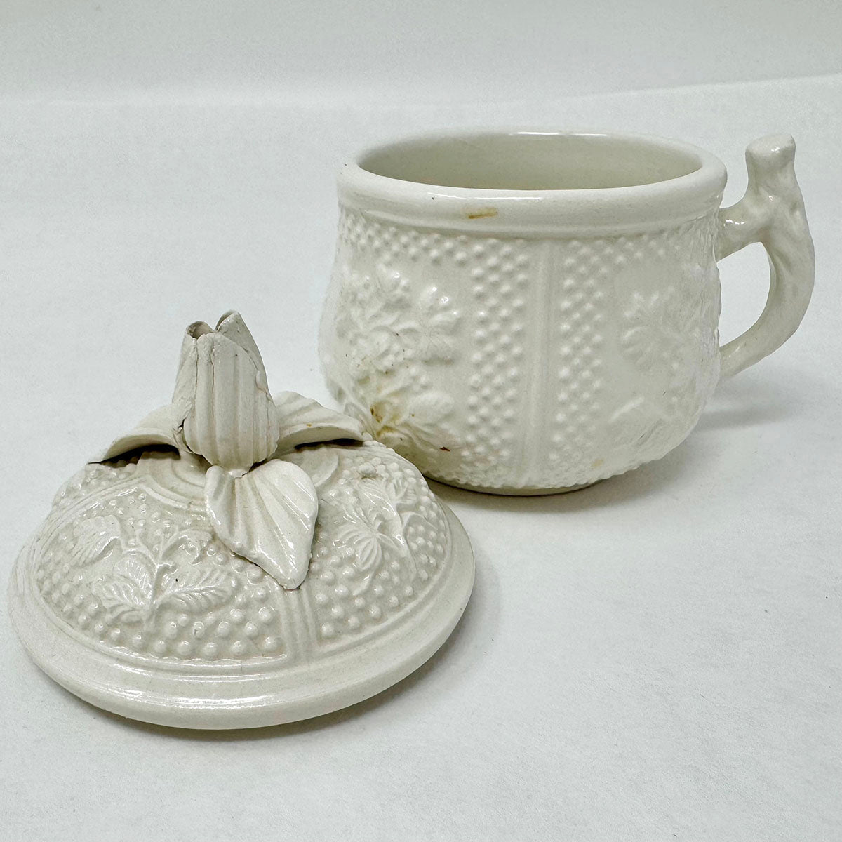 Set of 8 Rosebud Pots De Creme with Tray