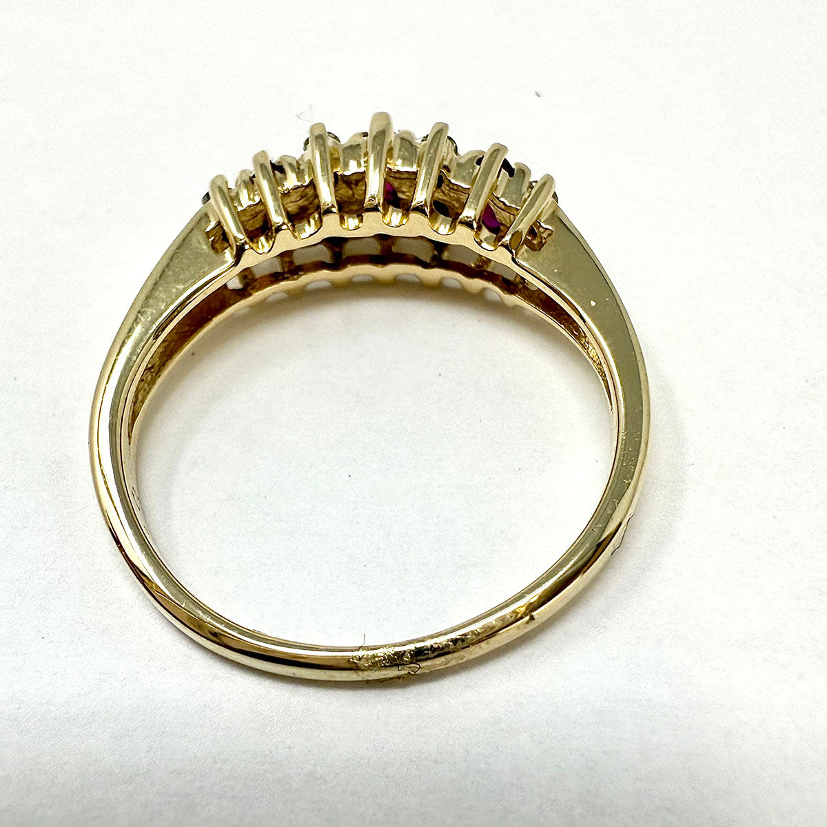 18K Gold Ring with Ruby and Diamond