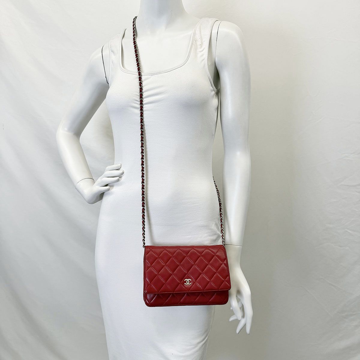 Chanel Classic Wallet on Chain