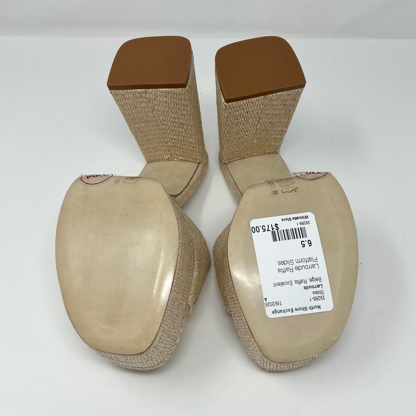 Larroude Slides