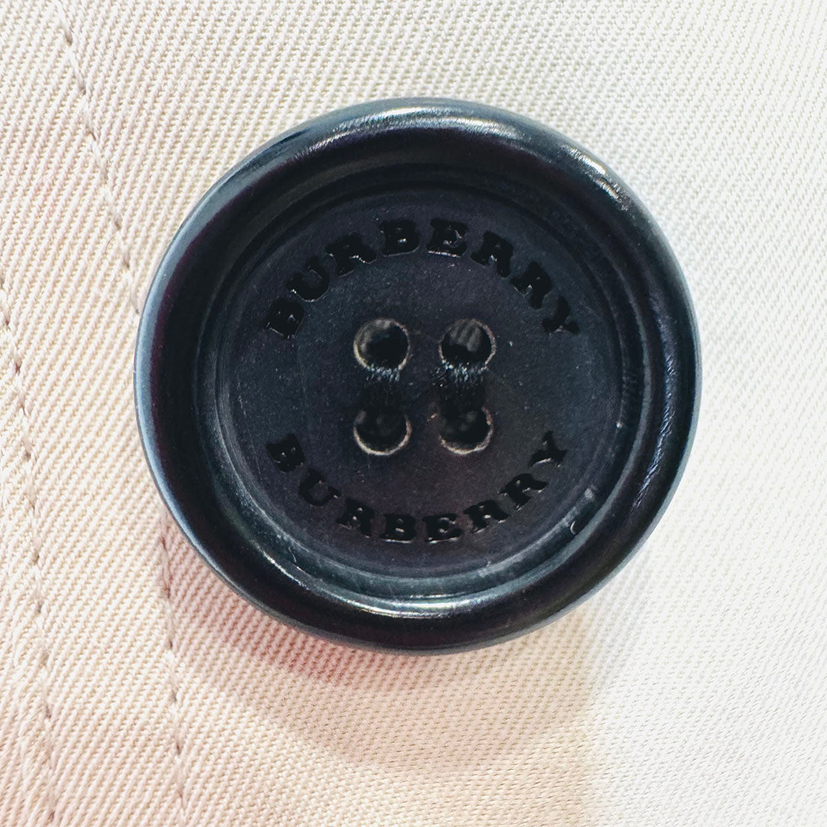 Burberry London Trenchcoat