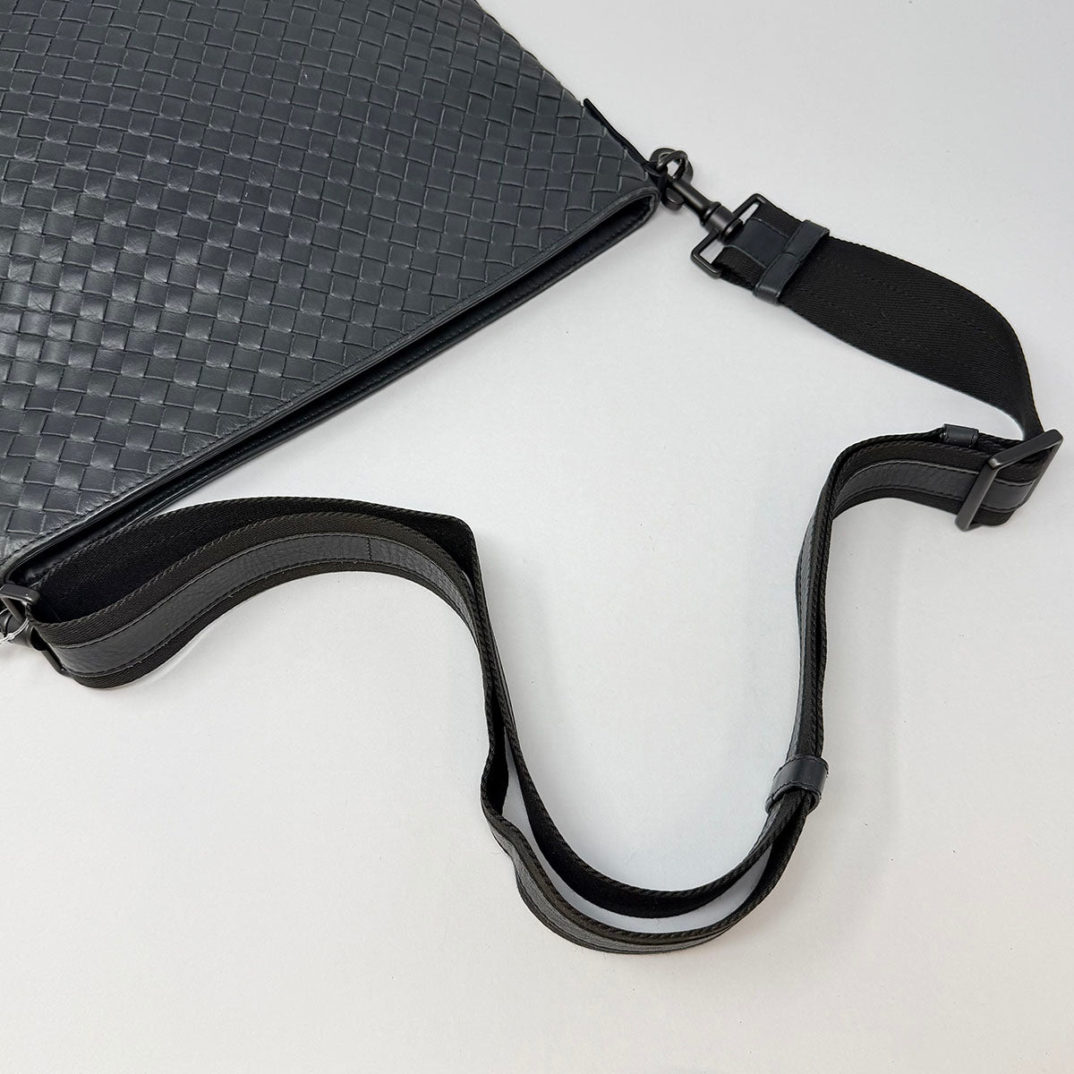 Bottega Veneta Intrecciato Flat Messenger Bag