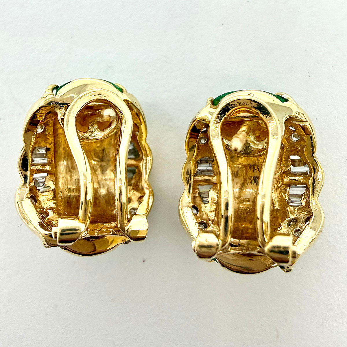 18K Yellow Gold Earrings with Jaditee and Diamonds