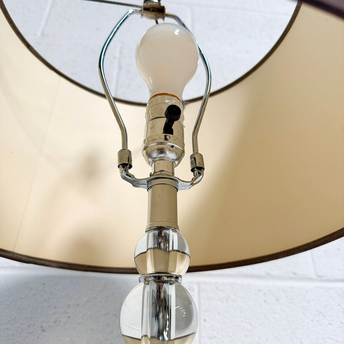 Stacked Ball Lamp