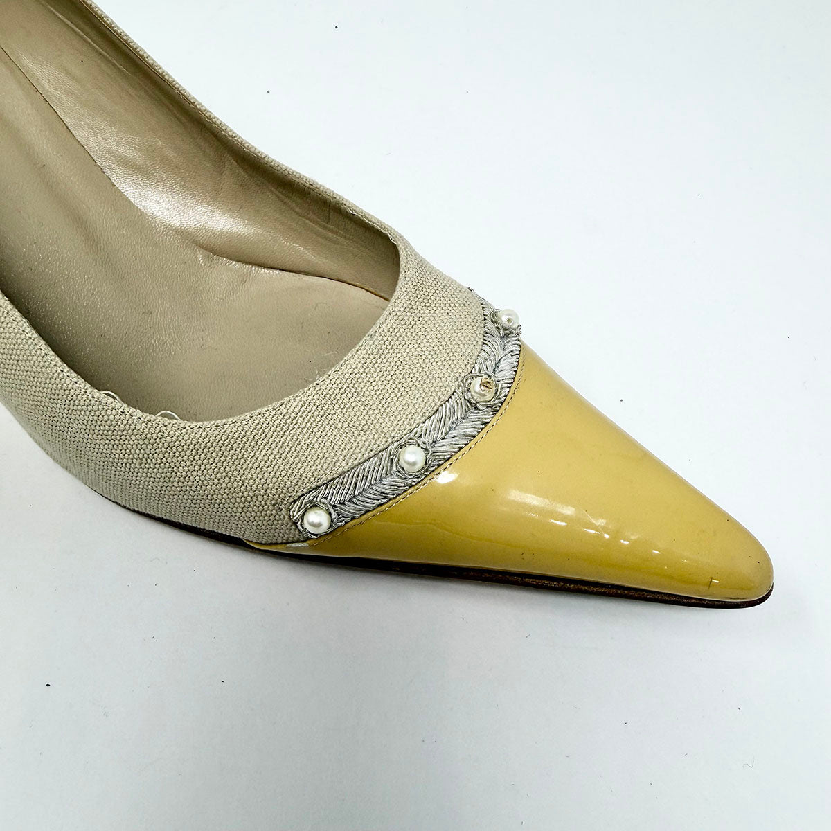 Chanel Pumps
