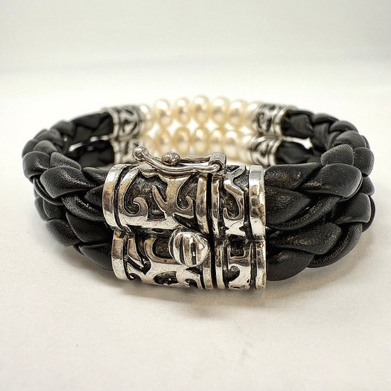 Pearl and Leather Bracelet