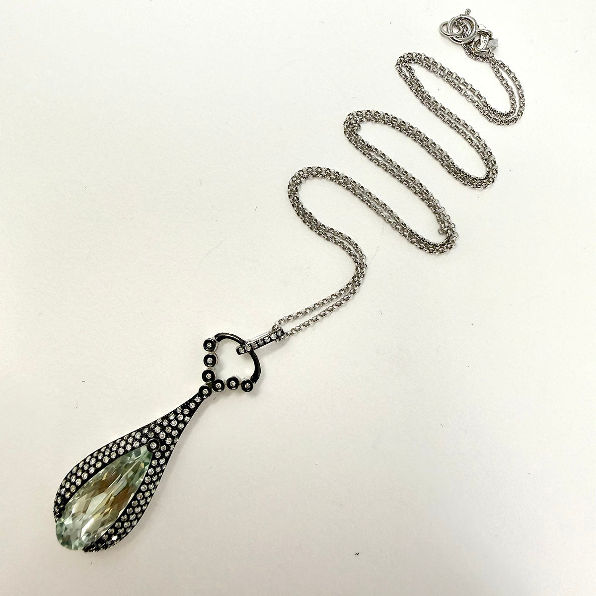 14K White Gold 16" Pendant Necklace with Green Amethyst