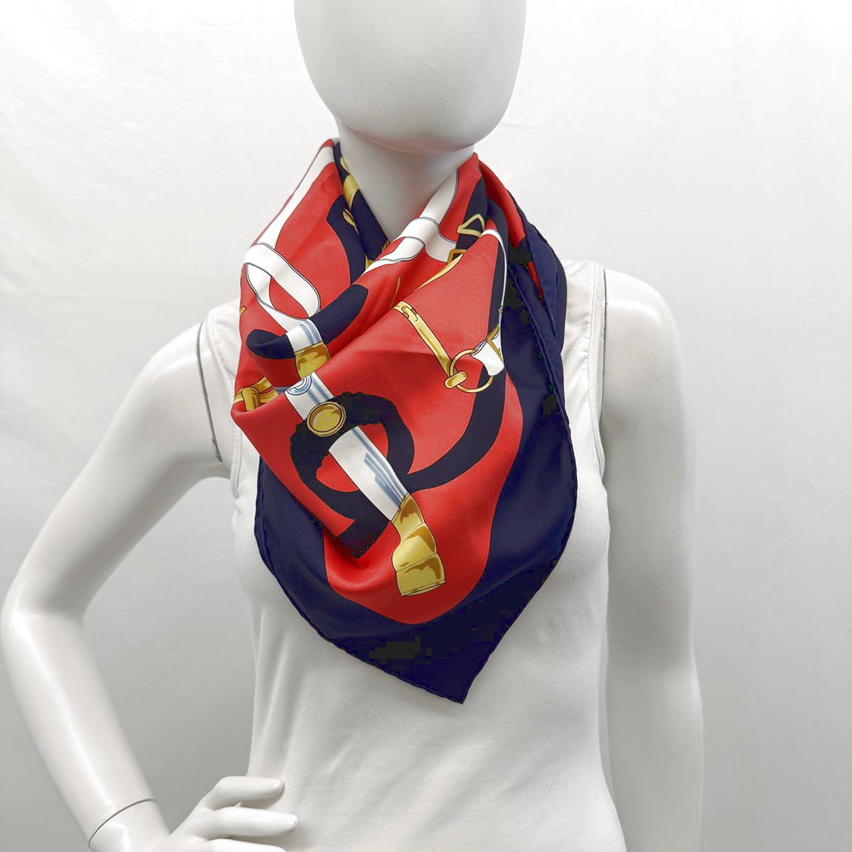 Hermes "Eperon d'Or" Scarf