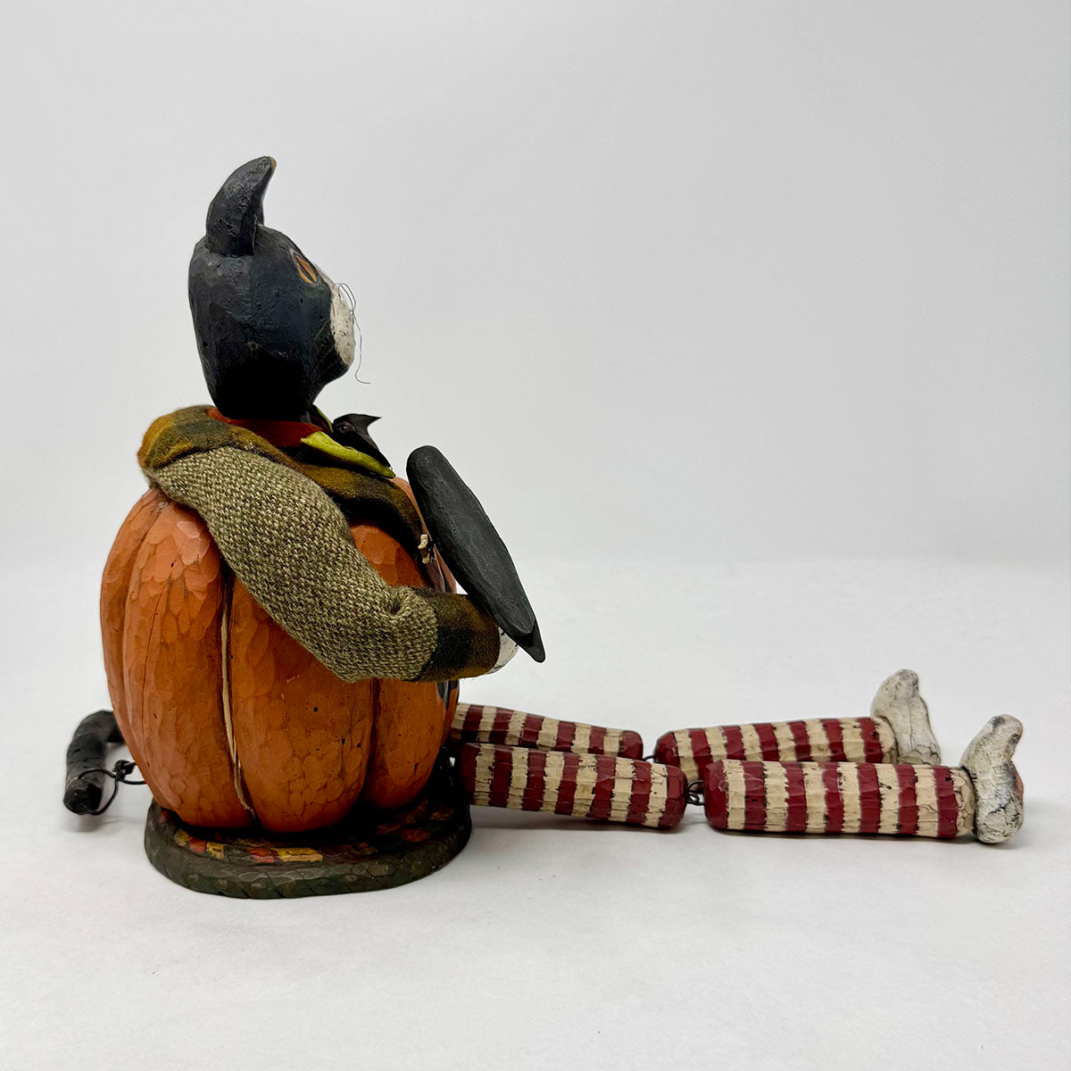 Folk Art Carved Halloween Cat Handmade signed