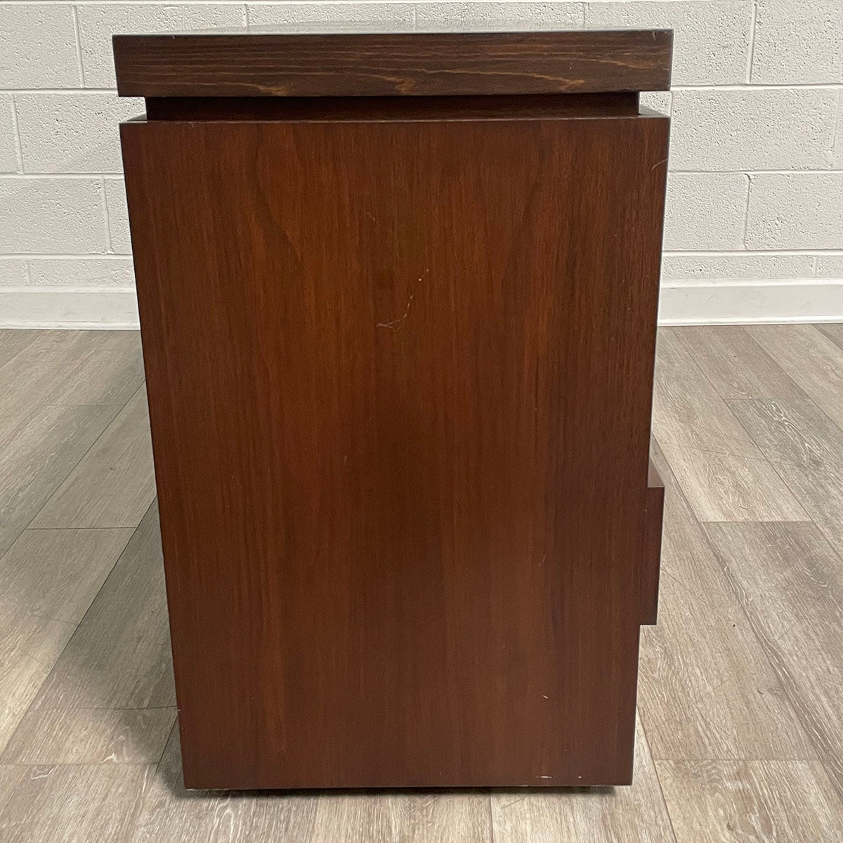 9 Drawer 2 Door Dresser