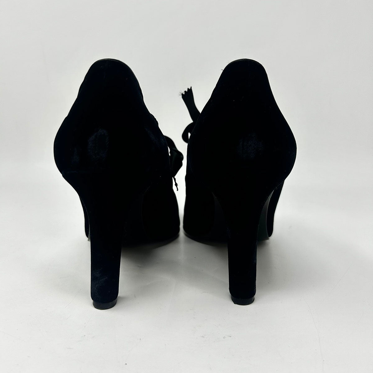 Yves Saint Laurent Pumps