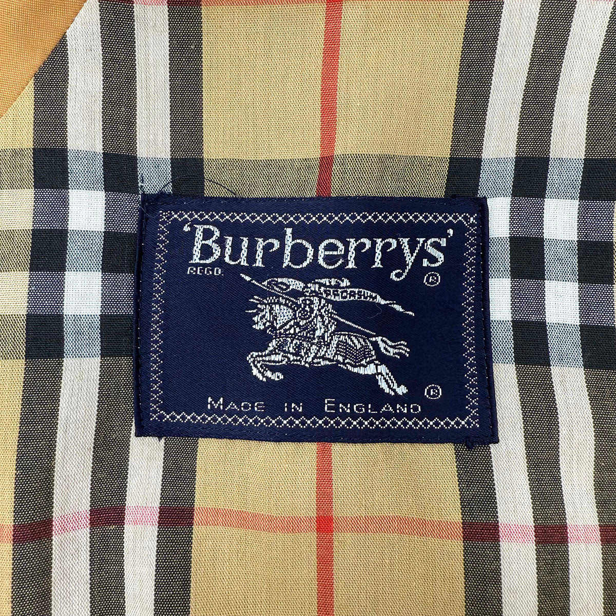 Burberrys Trenchcoat