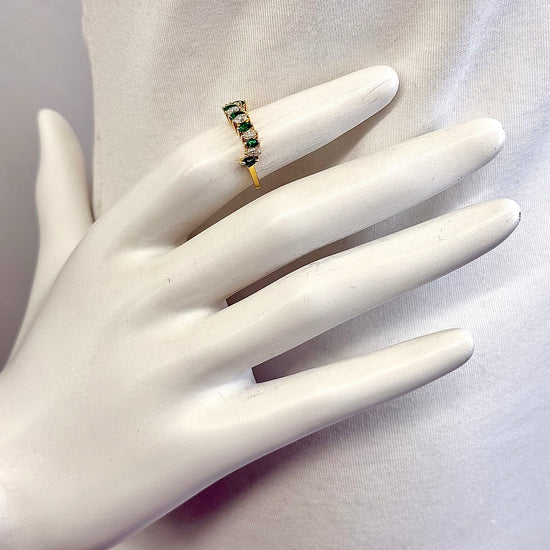 18K Gold Wavy Ring with 6 Emeralds and 5 Marquise Diamonds