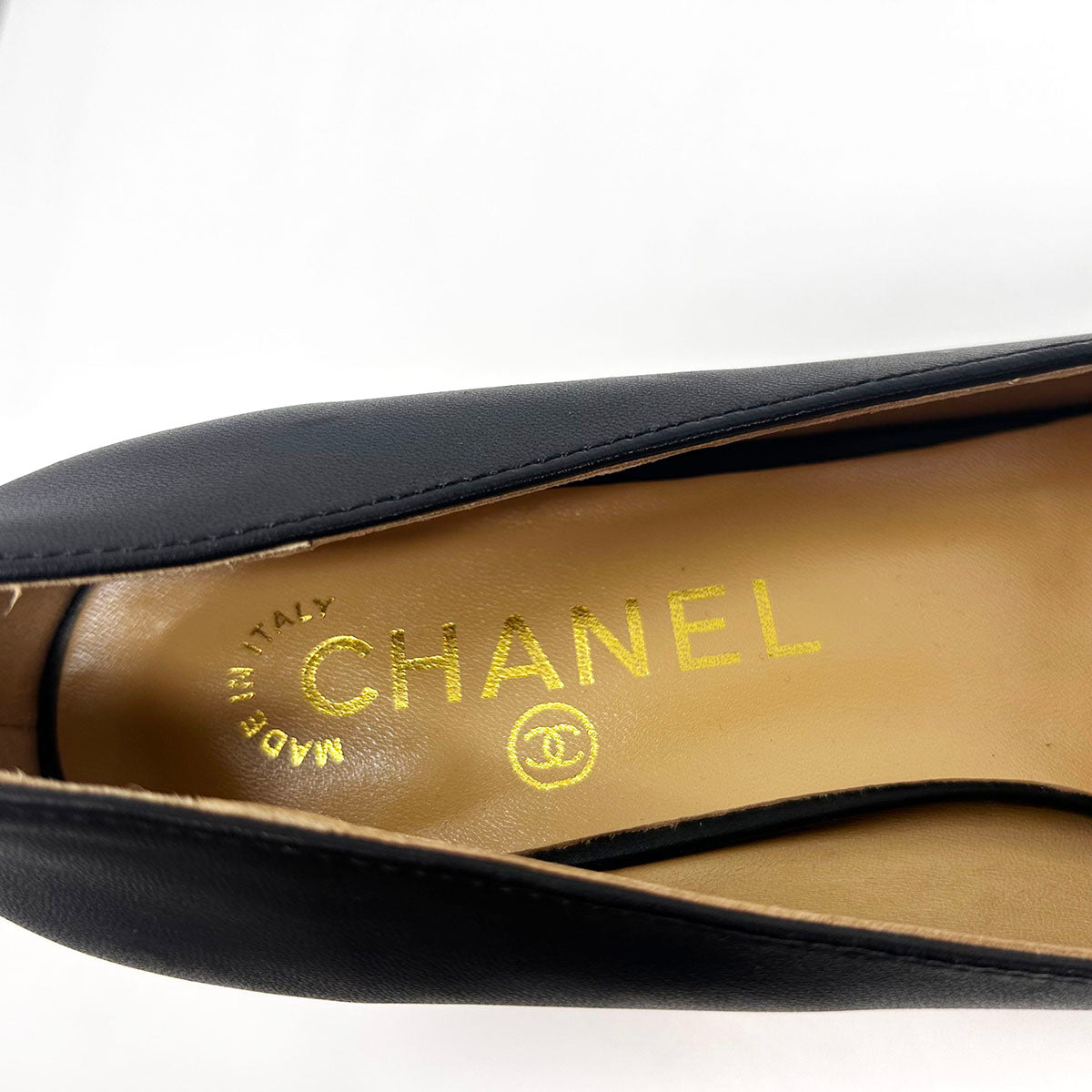 Chanel Pumps