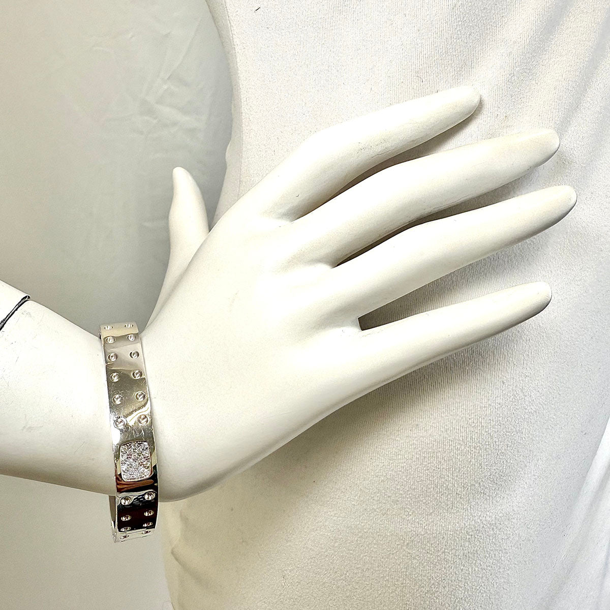 Roberto Coin Hinged 18K White Gold "Pois Moi" Bracelet with Diamond