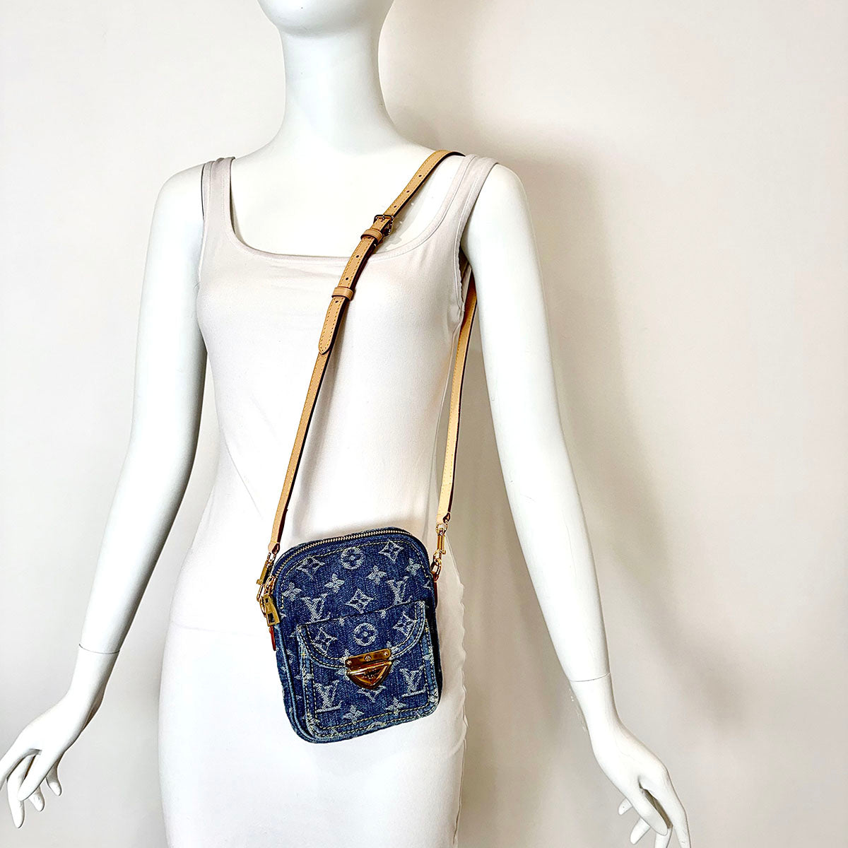 Louis Vuitton Crossbody