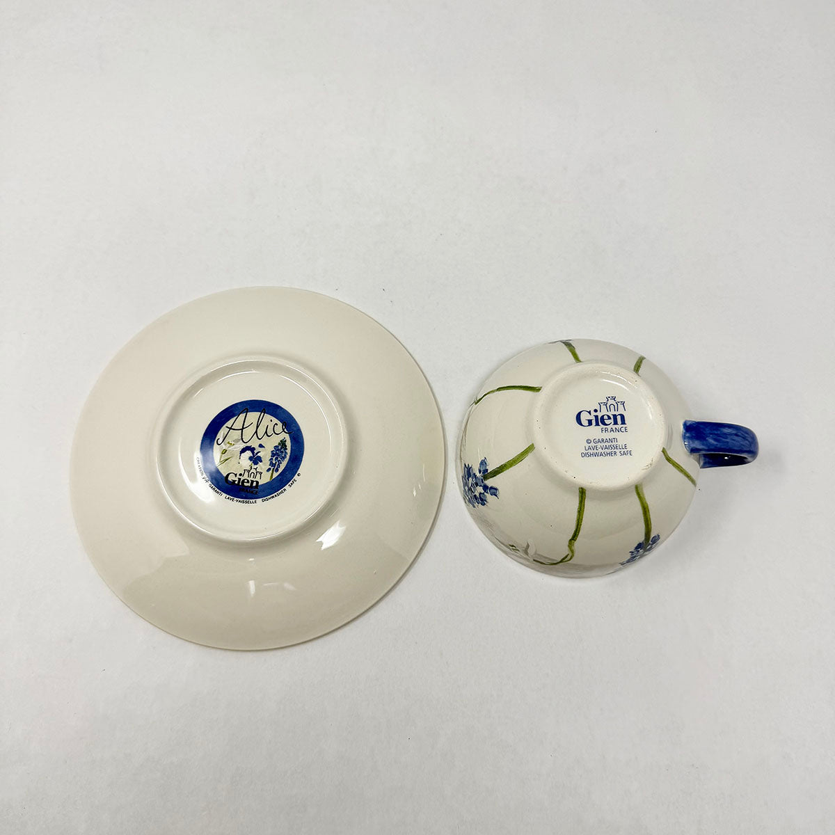 12 Cup & Saucer Sets