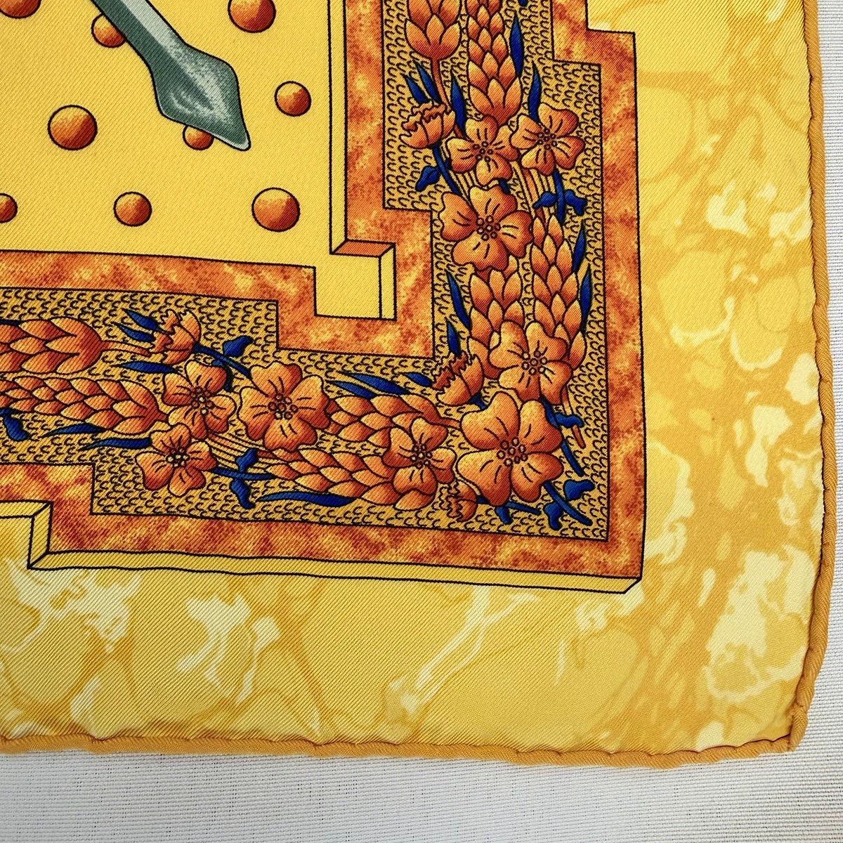 Hermes "Carpe Diem" Scarf