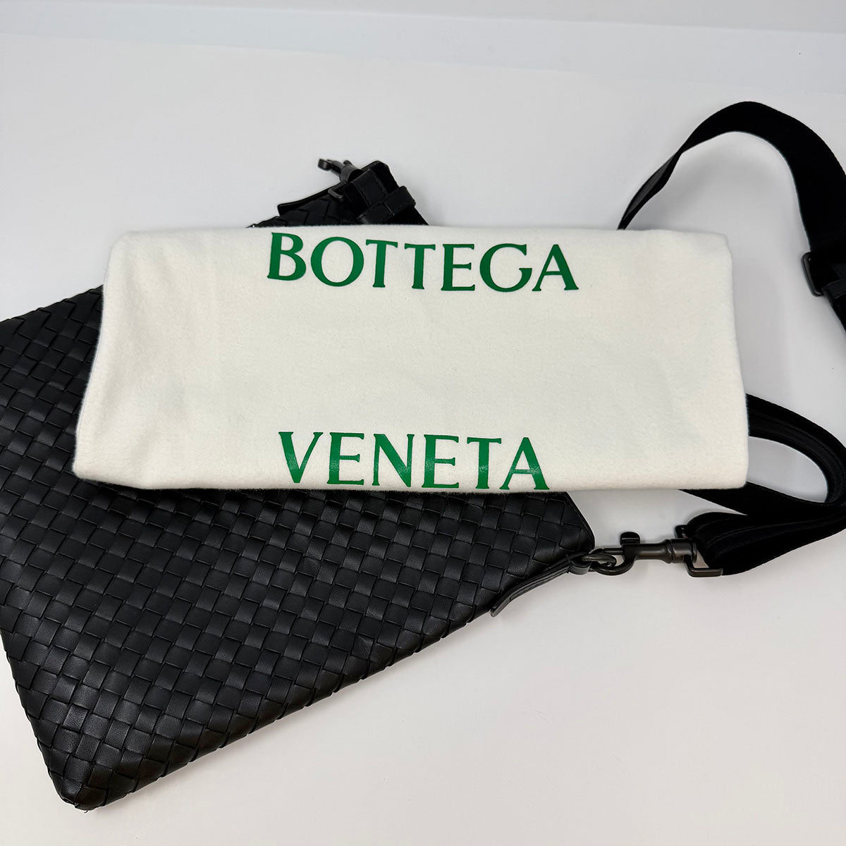 Bottega Veneta Intrecciato Flat Messenger Bag