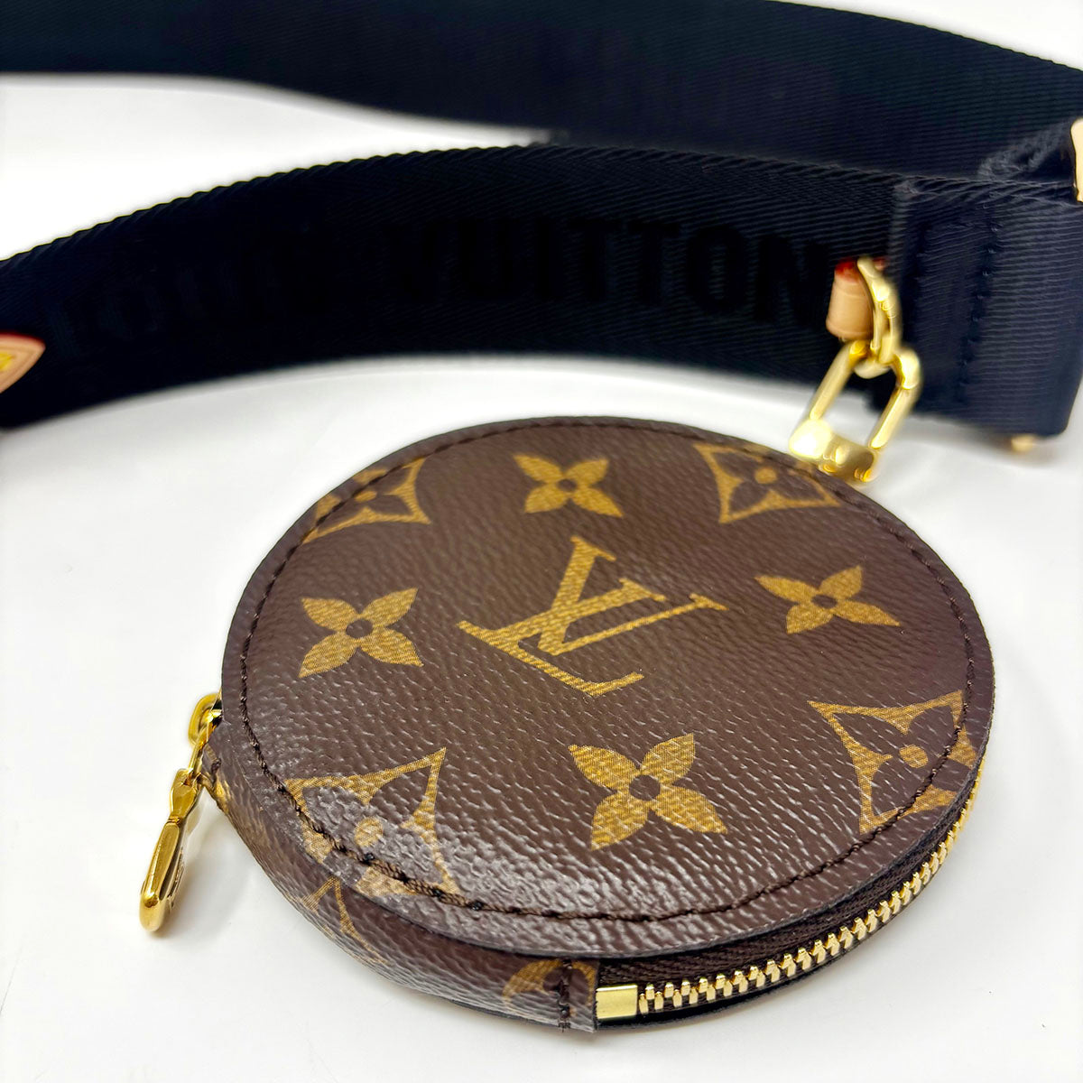 Louis Vuitton Pochette Bandouliere Shoulder Strap