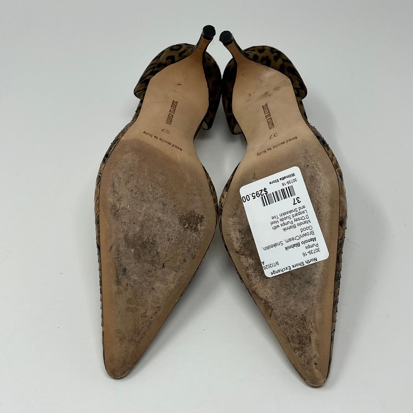 Manolo Blahnik Pumps