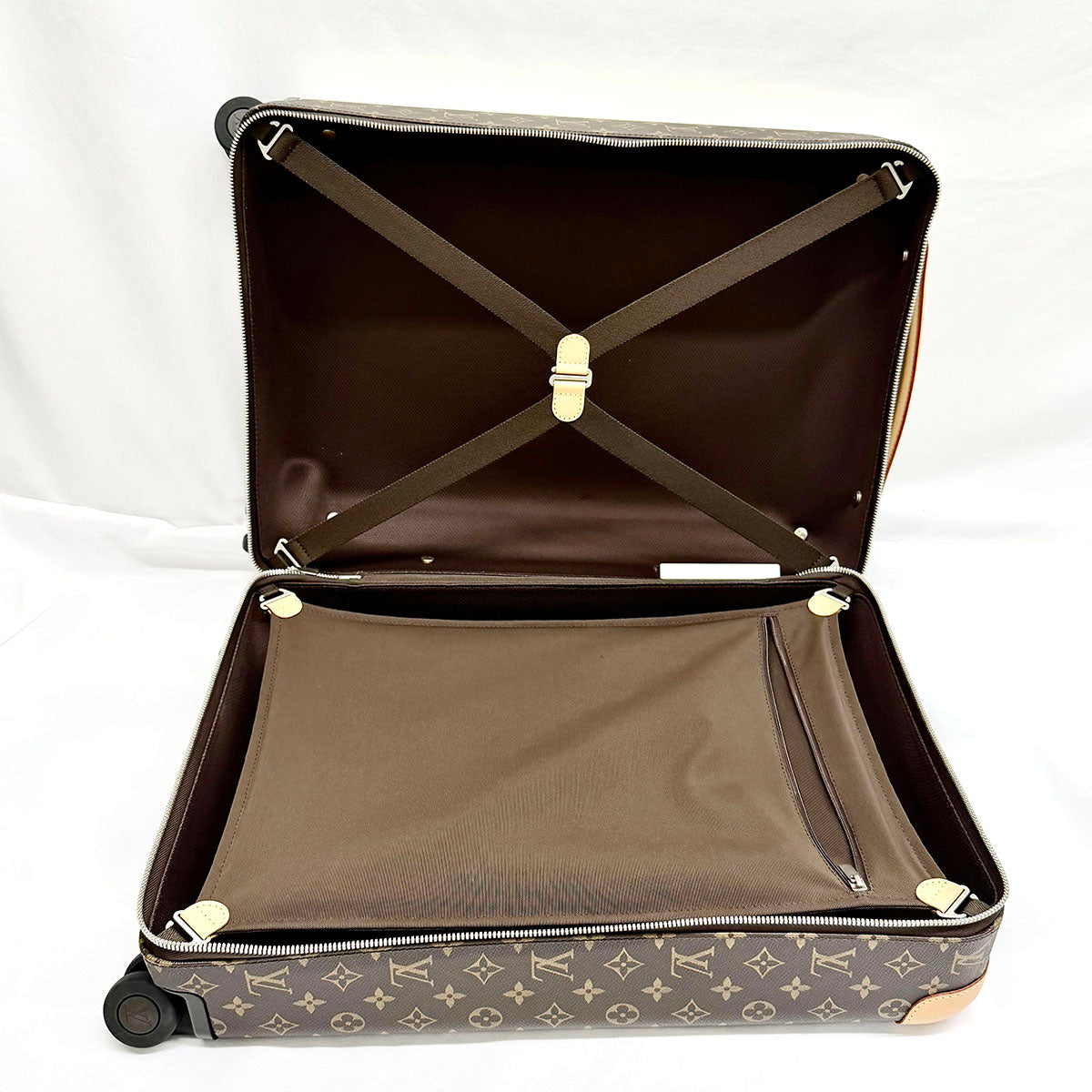 Louis Vuitton Monogram Horizon 50