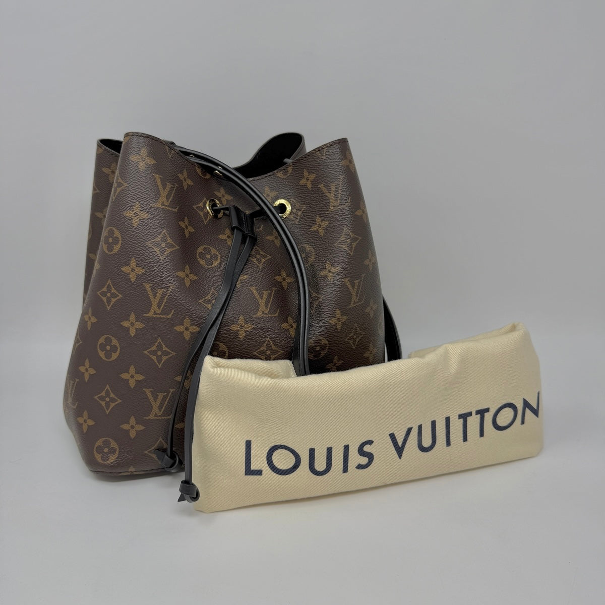 Louis Vuitton Monogram NoeNoe MM Black